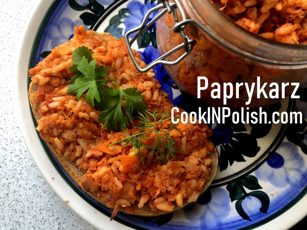 Bread with paprykarz