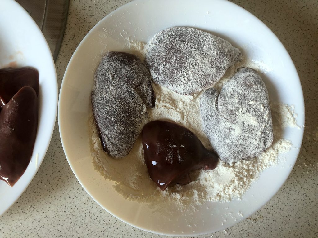 coating liver with flour