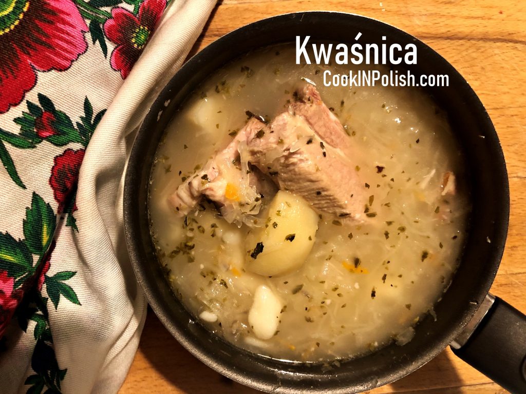 Kwaśnica served in a dish